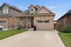 7002 Optimist Lane, Niagara Falls, ON L2E 0B1