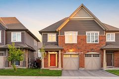 518 Vivera Place, Stittsville - Munster - Richmond, ON K2S 0W2