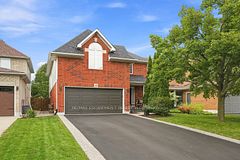 48 Bridgeport Crescent, Hamilton, ON L9K 1K4