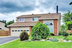 4388 Whittaker Crescent, Cyrville - Carson Grove - Pineview, ON K1B 4P2