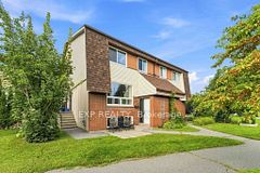 30A WOODVALE Green 30A, South of Baseline to Knoxdale, ON K2G 4H4