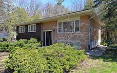 4 Wallis Drive Main Floor, Peterborough, ON K9J 6B7