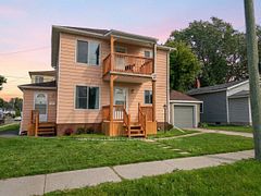 733-733A CUMBERLAND Street, Cornwall, ON K6J 4J8