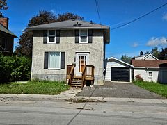 102 Catharine Street, Belleville, ON K8P 1M3