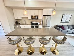 69 Esplanade Lane, Grimsby, ON L3M 0H2