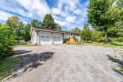 6 Cedar Terrace, Trent Lakes, ON K0L 1J0