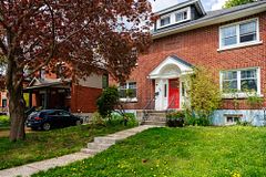 49 GENEVA Street, Tunneys Pasture and Ottawa West, ON K1Y 3N6