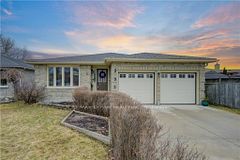 535 Appledale Crescent UPPER, Waterloo, ON N2T 1V8