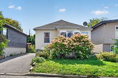 318 Shakespeare Street, Vanier and Kingsview Park, ON K1L 5M2