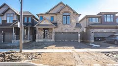 175 Longboat Run W, Brantford, ON N3T 0T1