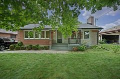262 Bellevue Street, Peterborough, ON K9H 5E5