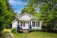 1999 Main Street W, Hamilton, ON L8S 1J2