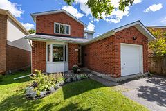 10 CHARTWELL Crescent, Kingston, ON K7K 6M5