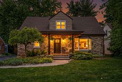 11 Kingsway Boulevard, Grimsby, ON L3M 3E4