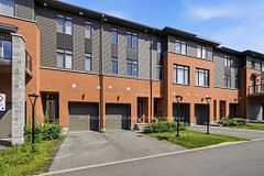 561 Halo Private, Orleans - Convent Glen and Area, ON K1C 0C7