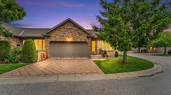 572 Thistlewood Drive 31, London North, ON N5X 4N6