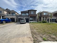 60 Debois Street Main, Kawartha Lakes, ON K9V 6A9