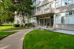 30 Harrisford Street 204, Hamilton, ON L8K 6M9