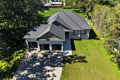 3 Kings Lane, Brant, ON N0E 1R0