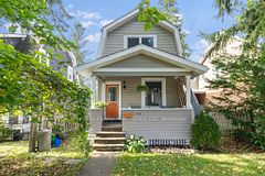 172 Pearl Street W, Brockville, ON K6V 4C8