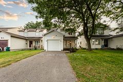 59 Sarrazin Way W, Barrhaven, ON K2J 4A6