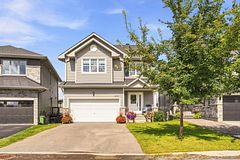 210 Pingwi Place, Blossom Park - Airport and Area, ON K1X 0G1