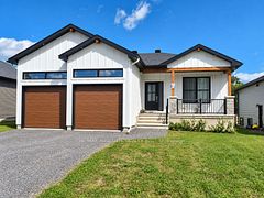 21 Machabee Street B, The Nation, ON K0A 3C0